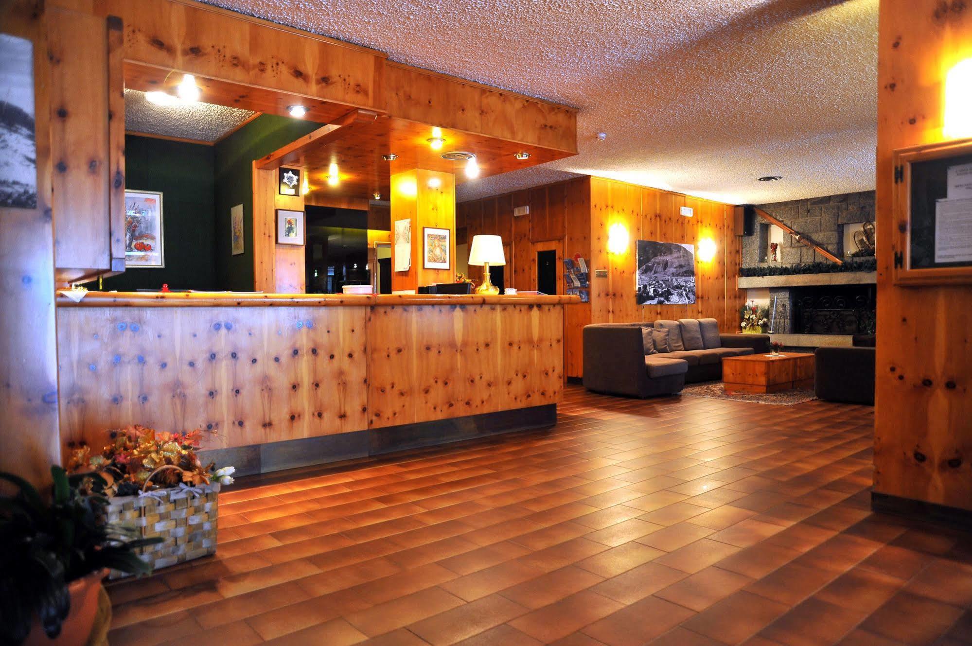 Hotel Nazionale Bormio Eksteriør billede
