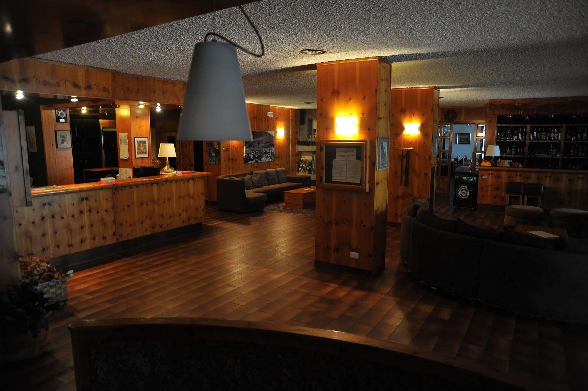 Hotel Nazionale Bormio Eksteriør billede