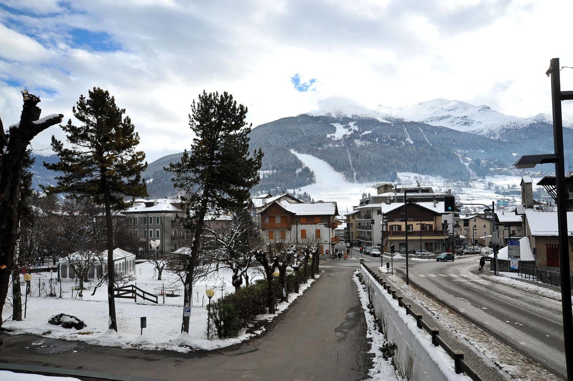 Hotel Nazionale Bormio Eksteriør billede